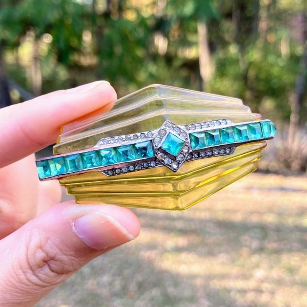 RARE Vintage 1930s MAZER Art Deco Applejuice Bakelite Pave Rhinestone Brooch